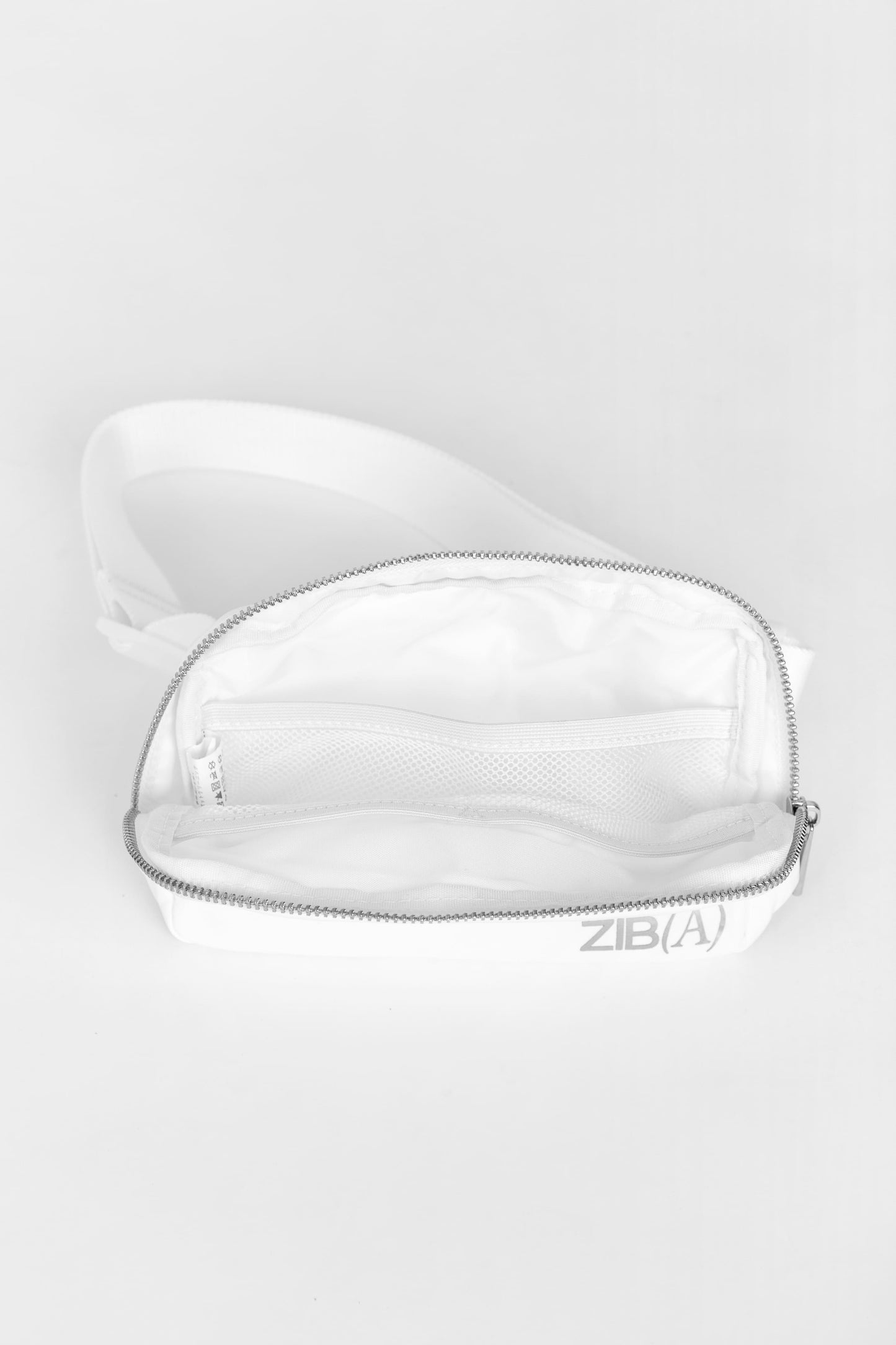 ESSENTIAL BELT BAG WHITE