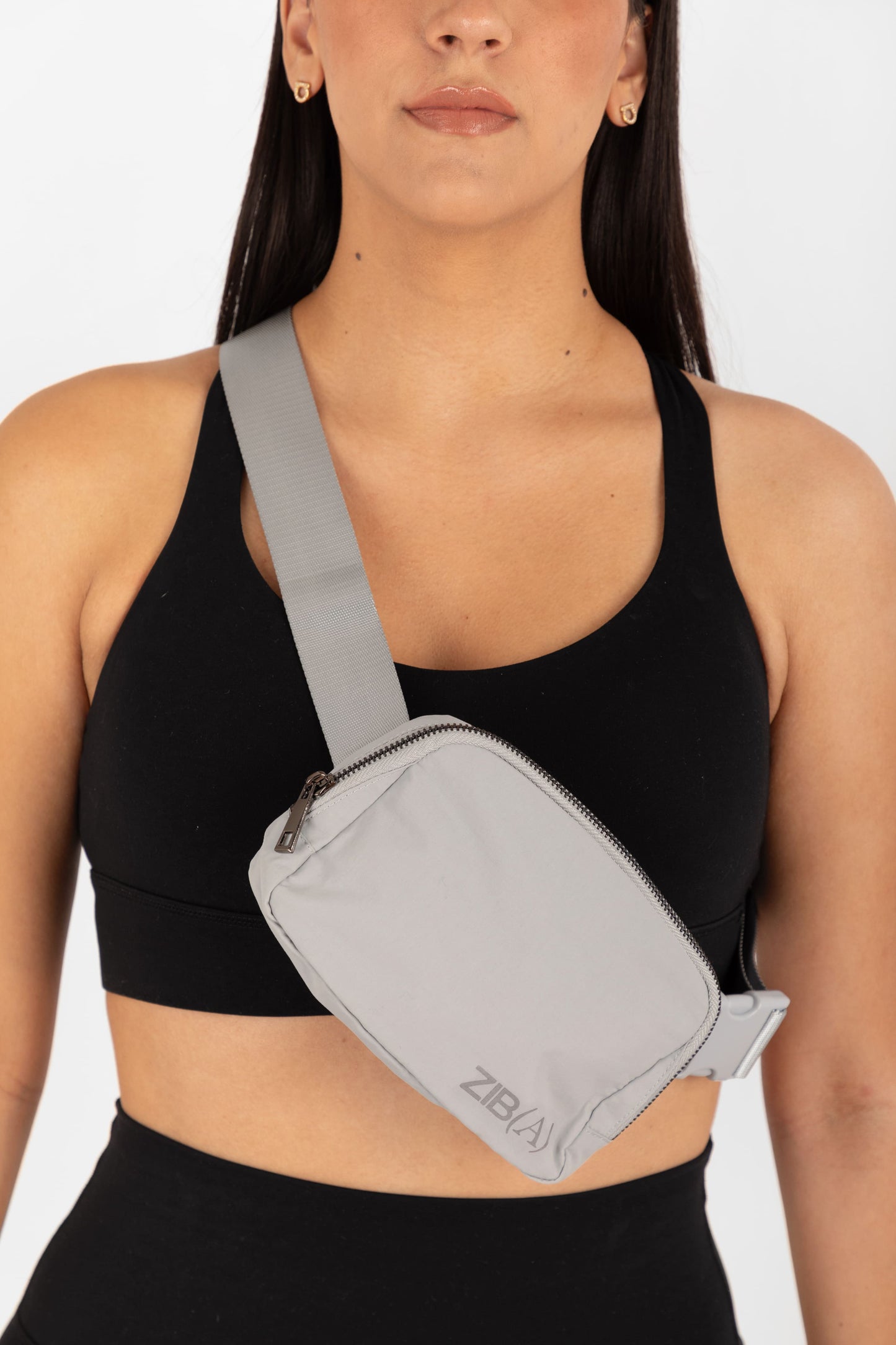 ESSENTIAL BELT BAG LIGHT GREY